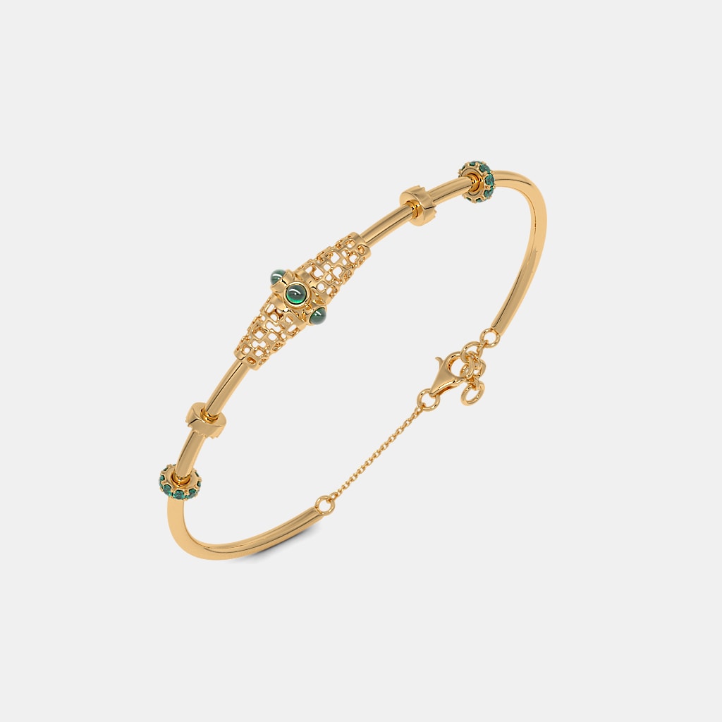 The Noeul Oval Bangle