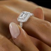 The Zephyrine Solitaire Ring - thumb 4