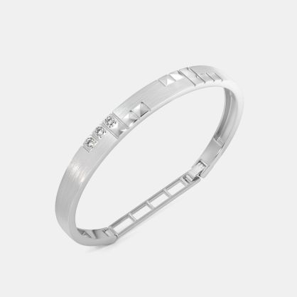 The Oyster Oval Bangle