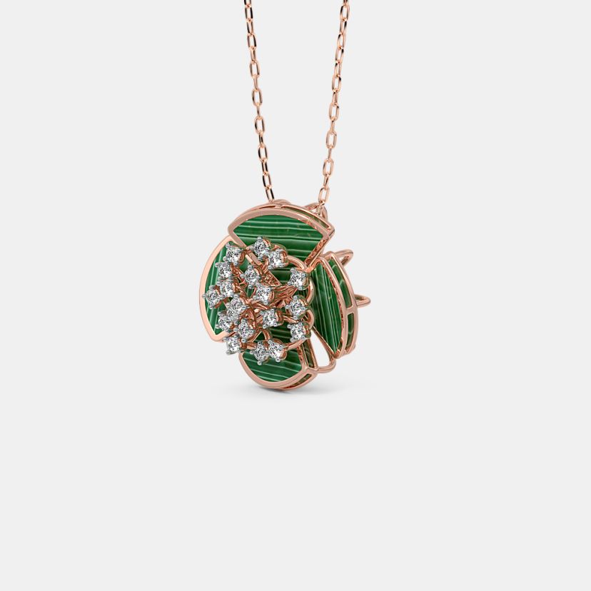 The Thyvarne Pendant - image 4